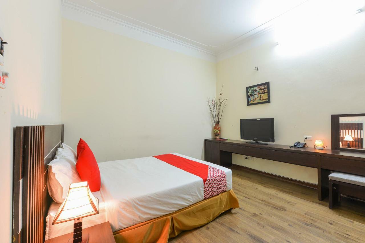 Oyo 279 West Lake Hotel 河内 外观 照片
