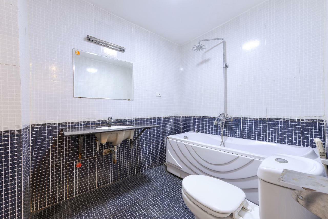 Oyo 279 West Lake Hotel 河内 外观 照片