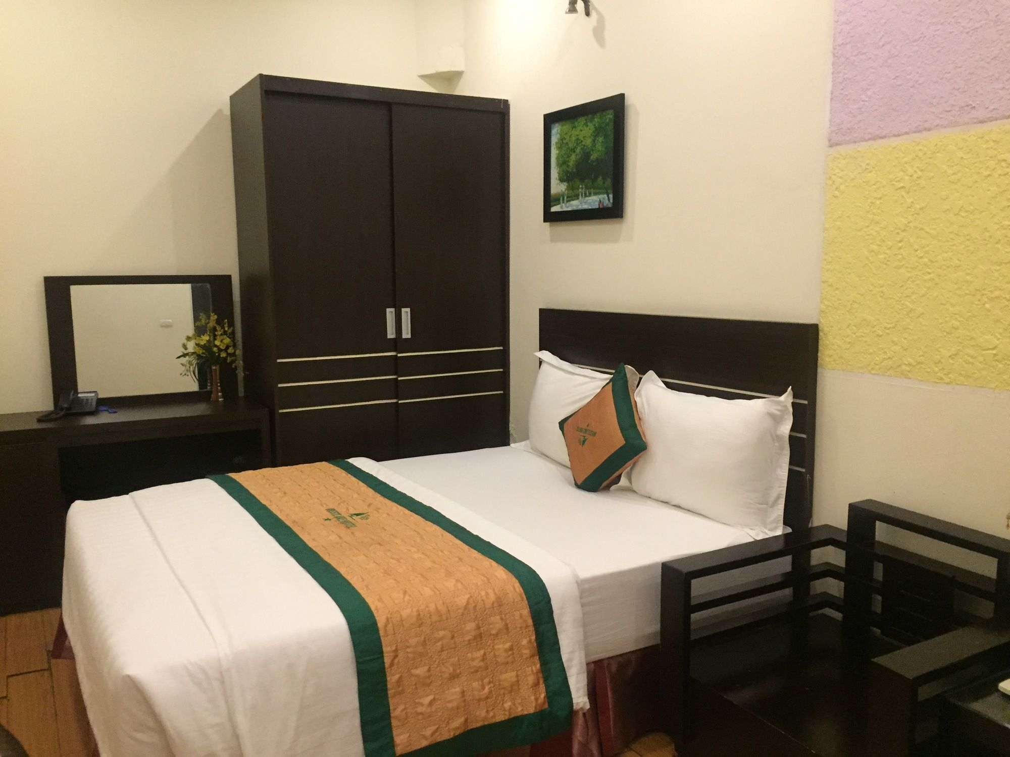 Oyo 279 West Lake Hotel 河内 外观 照片